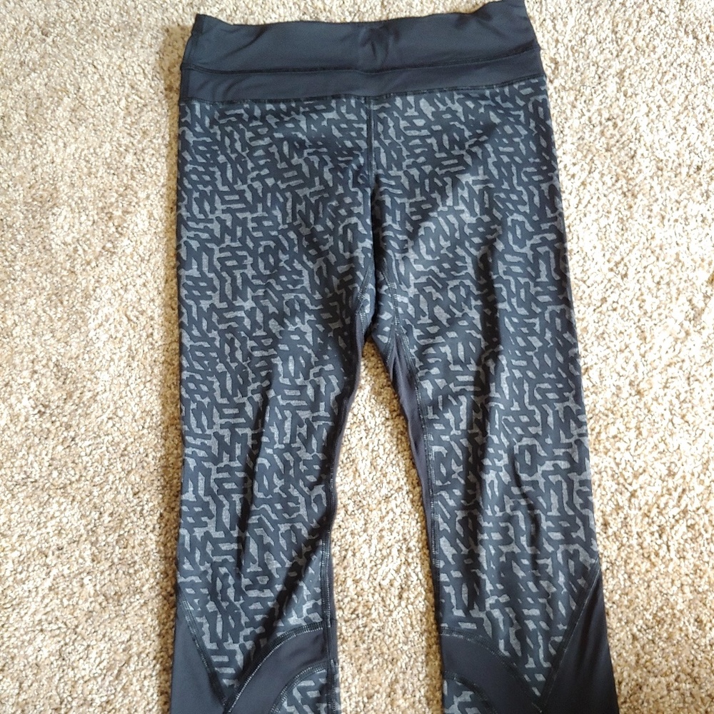NWOT run inspire crop leggings